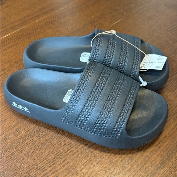 NWT Adidas Originals Adilette Ayoon W Slides - Picture 2 of 8